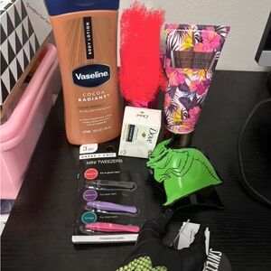 Beauty and Body Valentine/Gift bundle